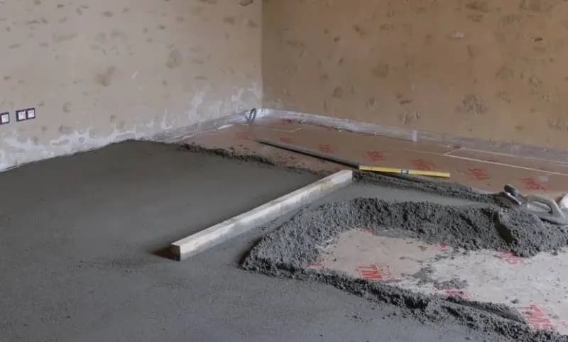 Jak zrobić wylewkę na styropianie – uniknij najczęstszych błędów