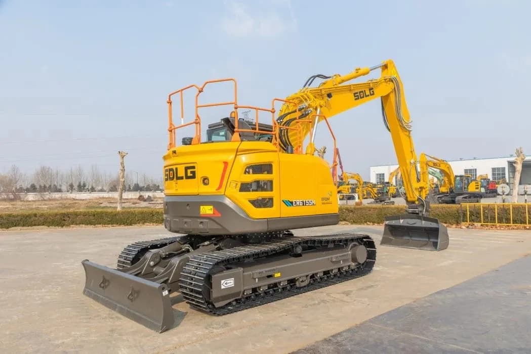 Ile pali koparka na godzinę? Zaskakujące różnice w zużyciu paliwa